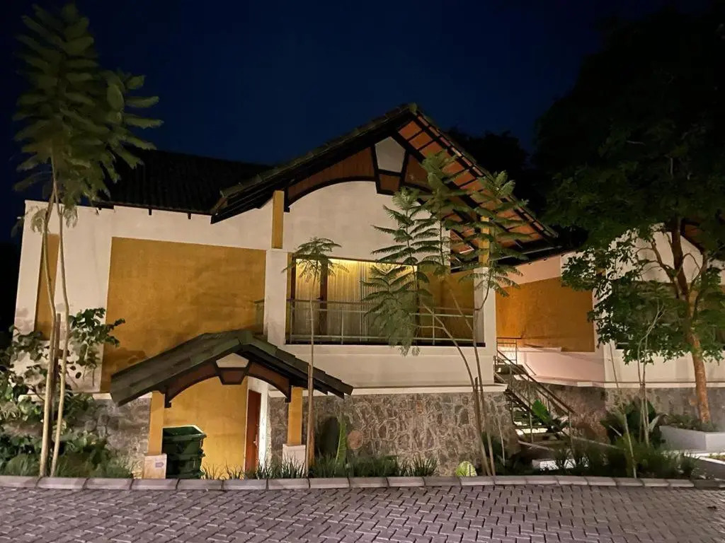 GReaT Trails Wayanad by GRT Hotels