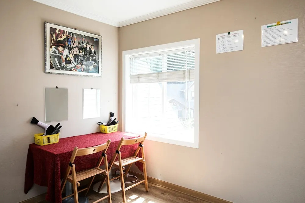 Gangneung Wow Guesthouse - Hostel