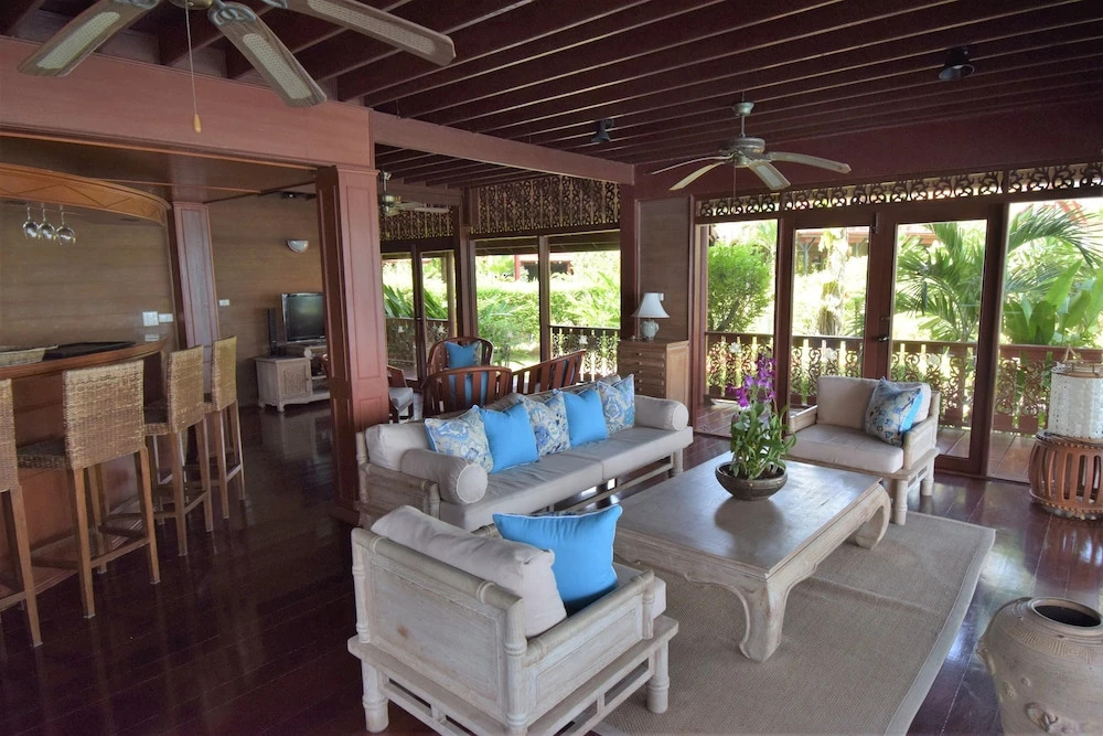 3 Bedroom Beach Front Villa with Private Pool - P3 SDV026-By Samui Dream Villas