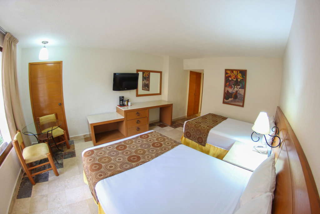 Plaza Pelicanos Club Beach Resort All Inclusive