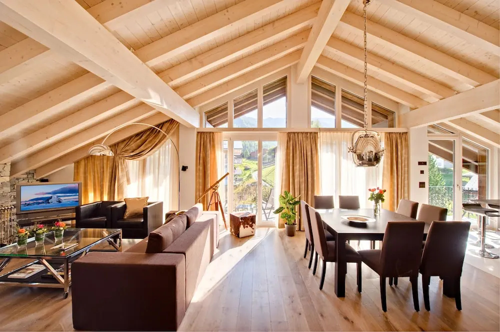Alex Lodge Private Luxury Apartments