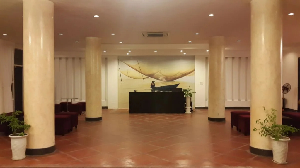 Sea and Sand Hotel