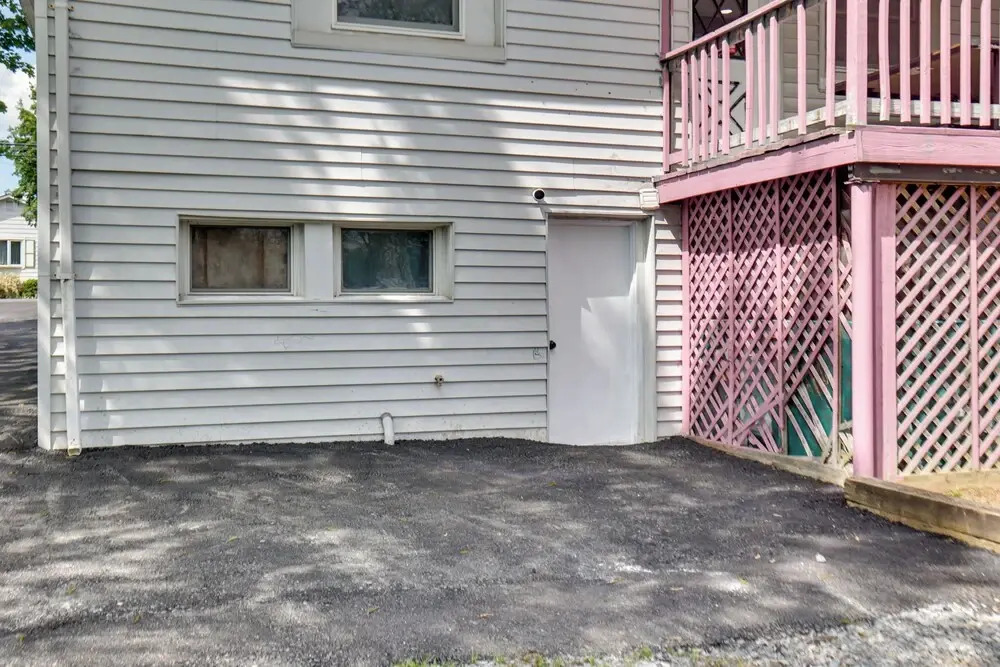 9 Mi to Midtown: Convenient Harrisburg Apt