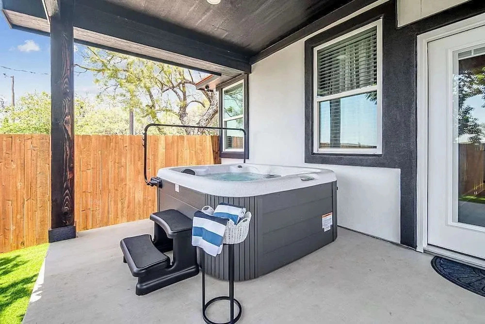 Quiet Casita With Hot Tub six Min From Downtown