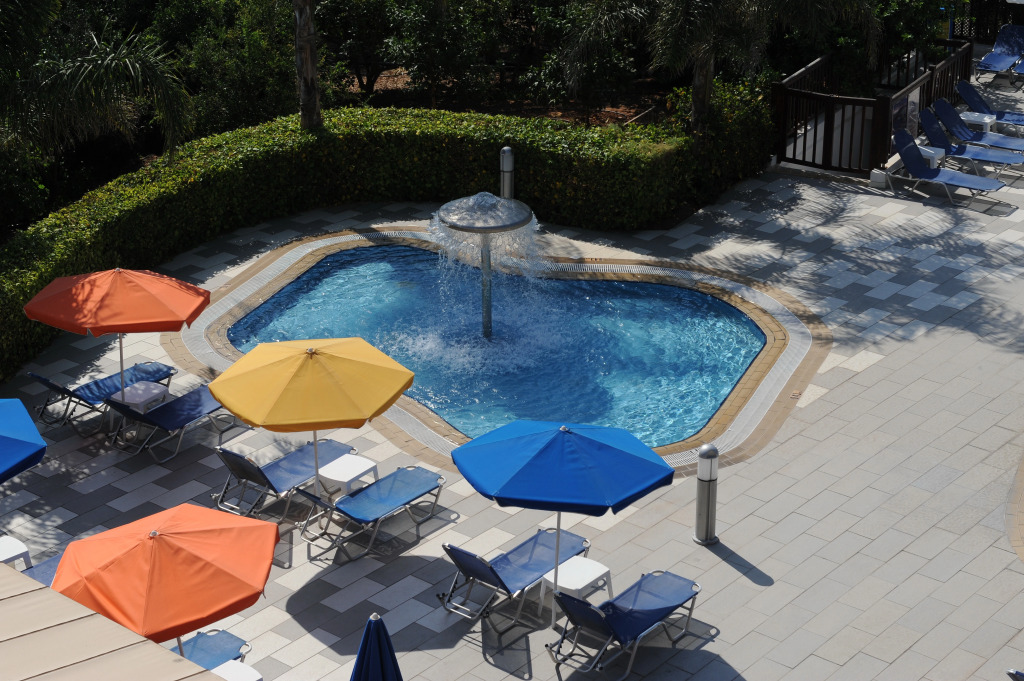 Anesis Hotel