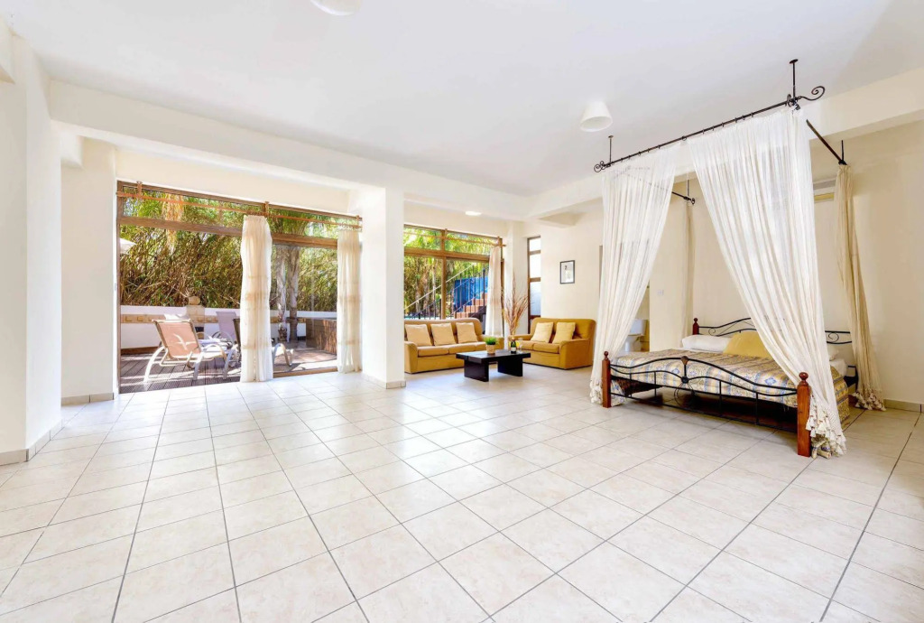 Villa Eden