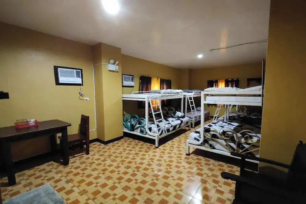 Sea Urchin Hotel near Hundred Islands
