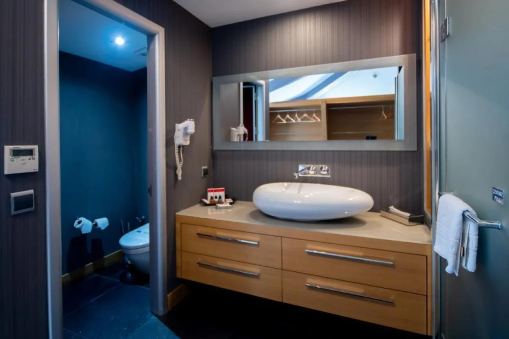 Vernazza Suites