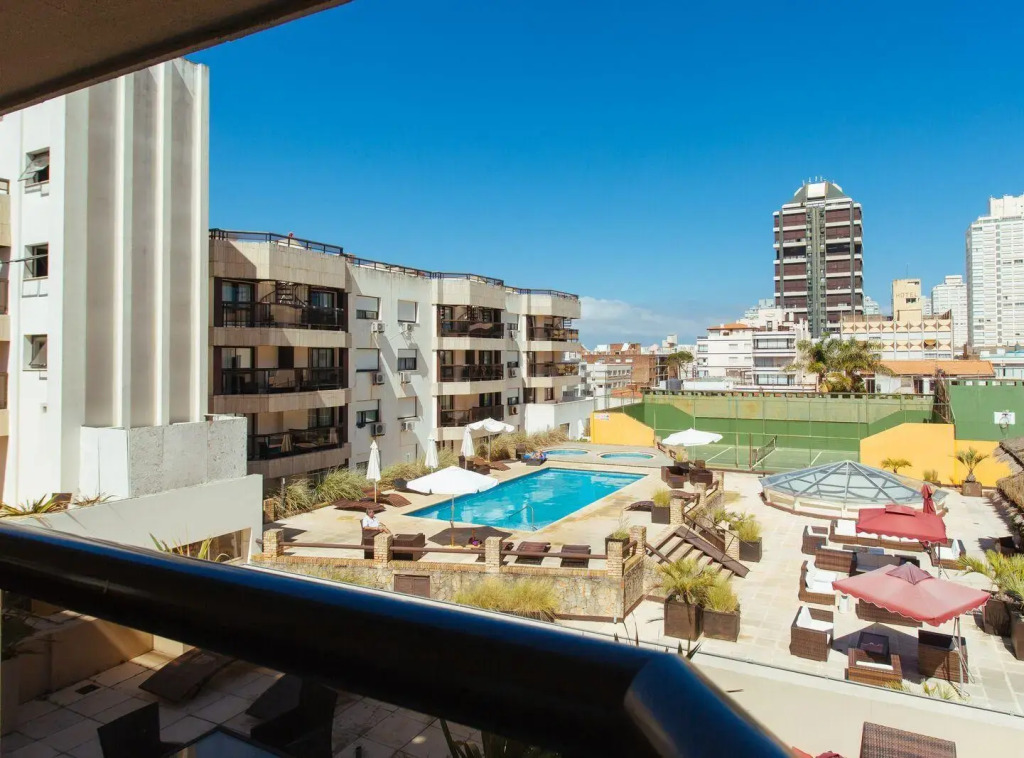 Golden Beach Resort & Spa