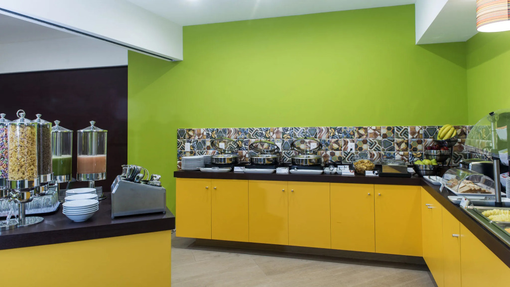 Holiday Inn Express Mexico Aeropuerto by IHG