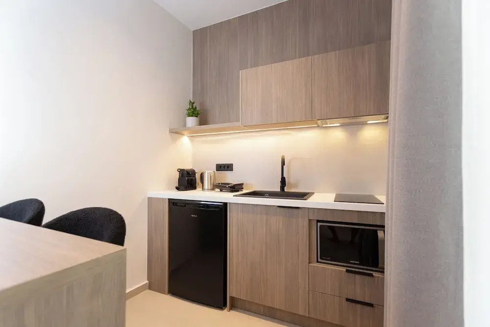Armonia Beachfront Suites