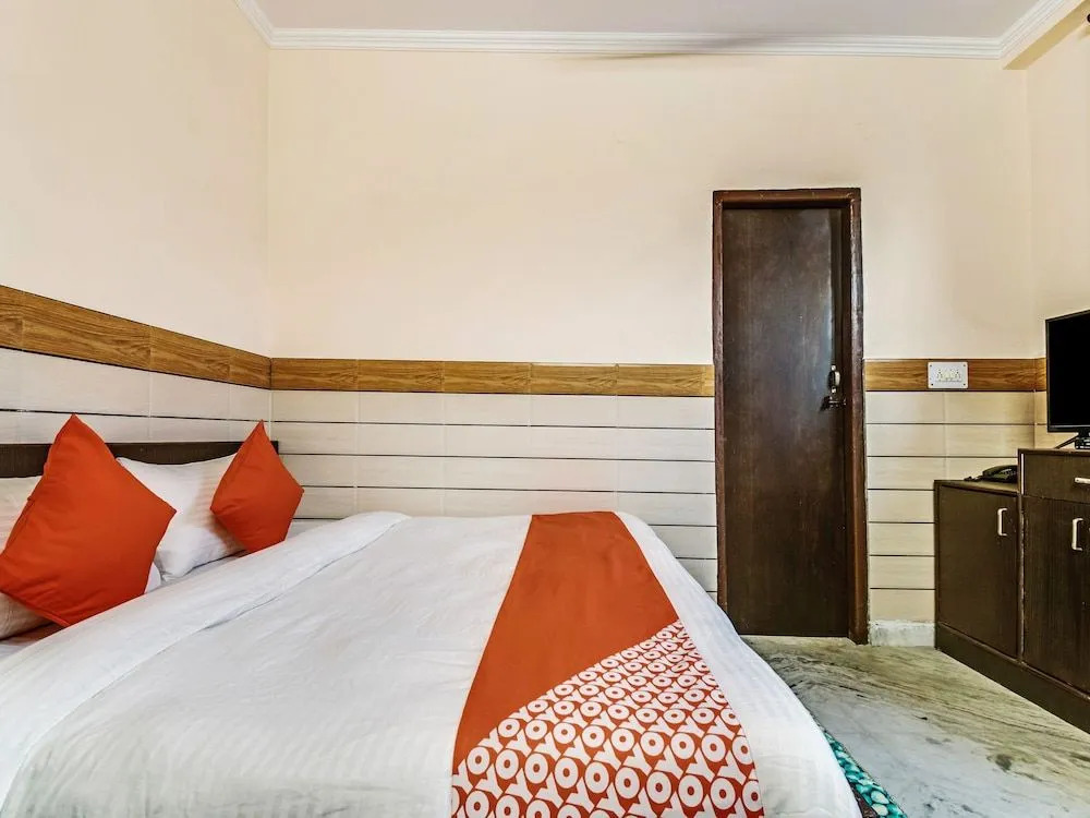 OYO 24380 Park View Guest House