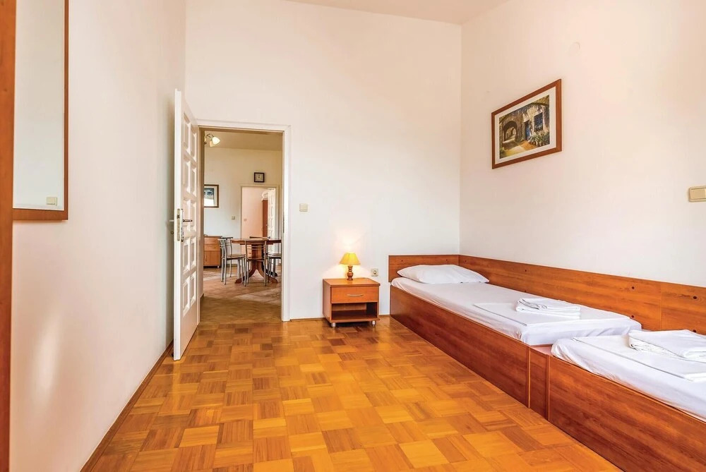 Beautiful Home in Banjol With Wifi and 2 Bedrooms