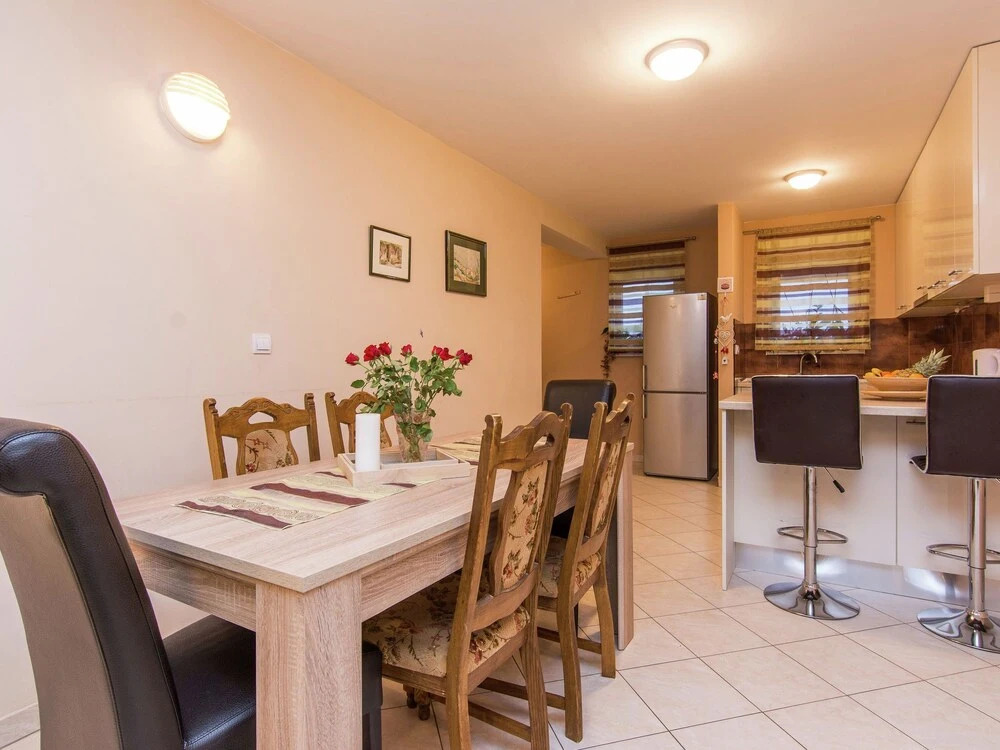 Comfortable Apartment in Zadar With TV