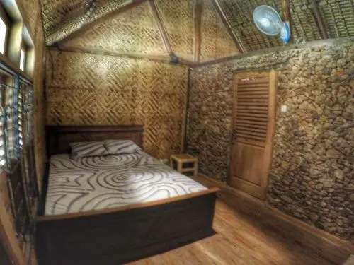 Ikes Homestay