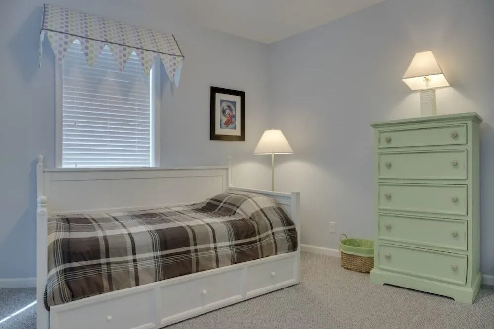 102 10th Street A Townhouse - 3 Br Home