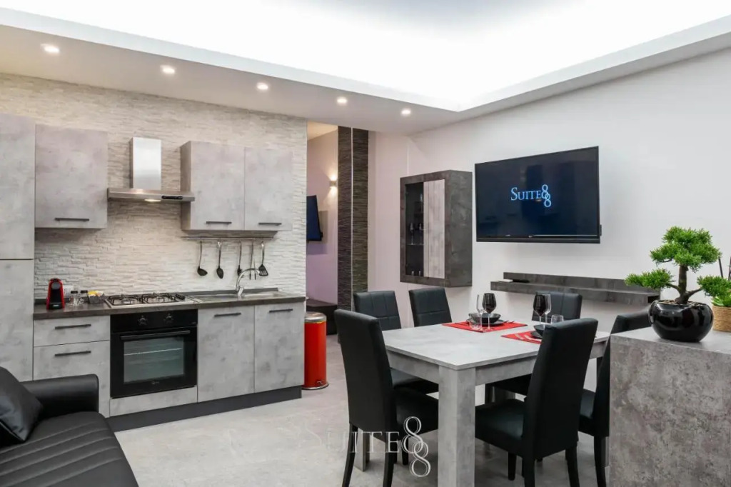 Suite88 (Adults Only)