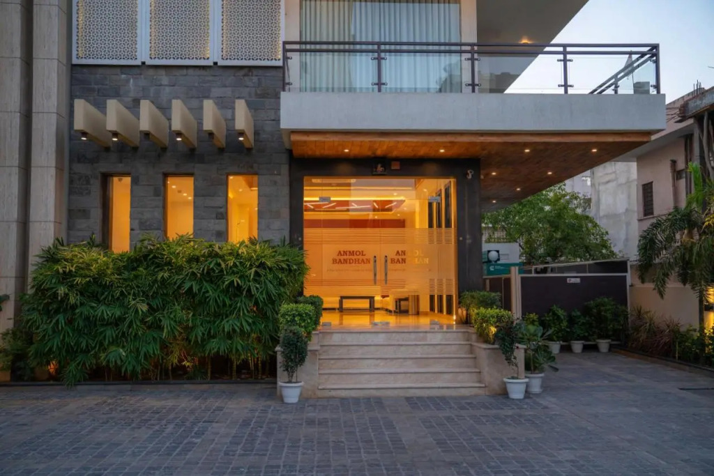 Hotel Anmol Bandhan