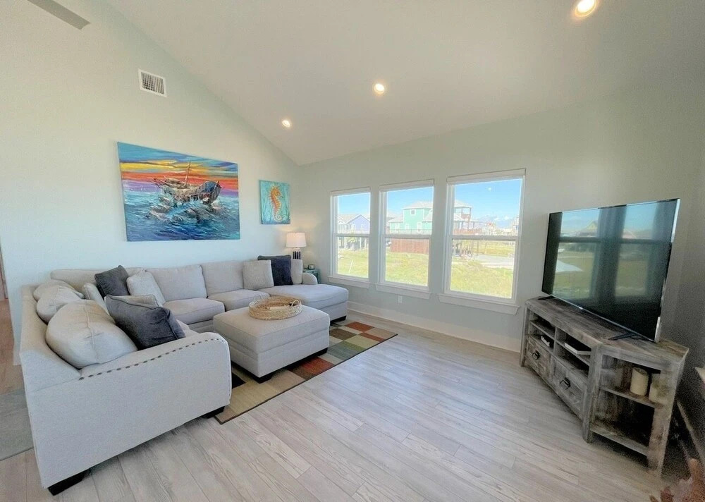 The Shore House 3 Bedroom Home by RedAwning