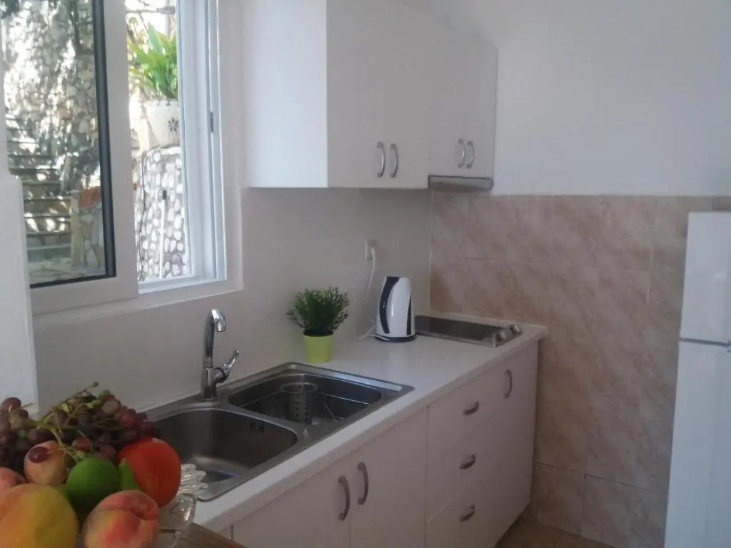 Qeparo Pano Rooms