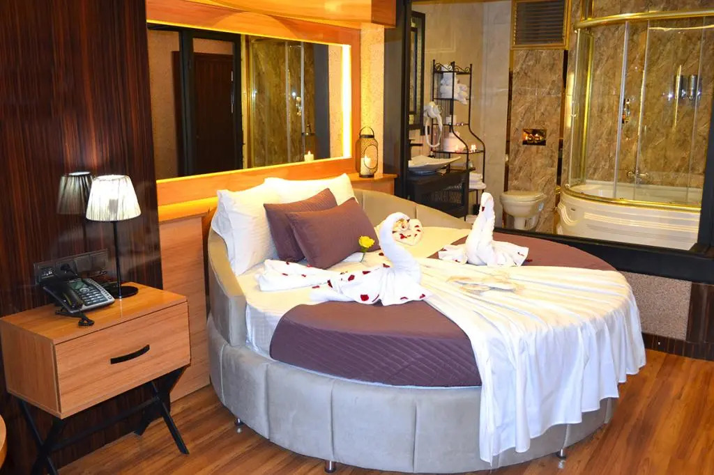 Gumus Palace Suites