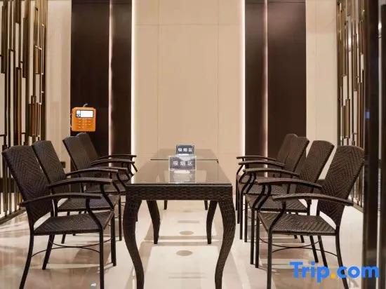 Xing Yi Hai Yu Hotel