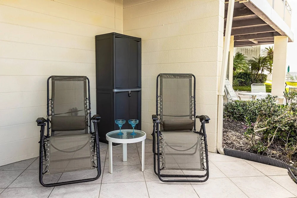 Jamaica Royale Townhome #2 - Steps From Beach