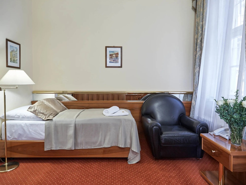 Hotel Sirius