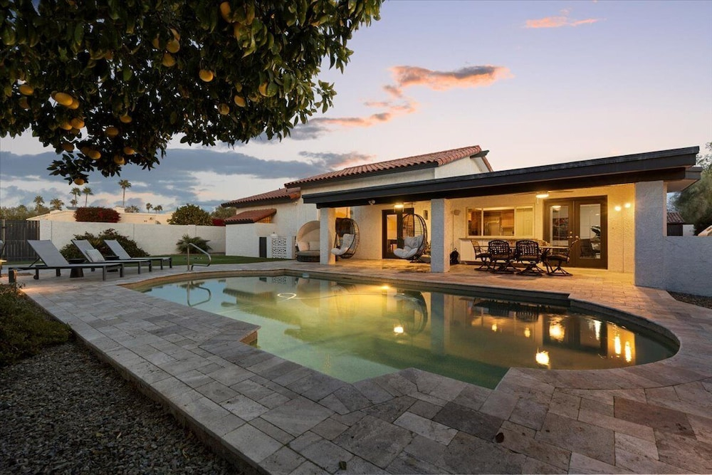 Kierland Charm - Private Yard w/ Pool, Golf & More