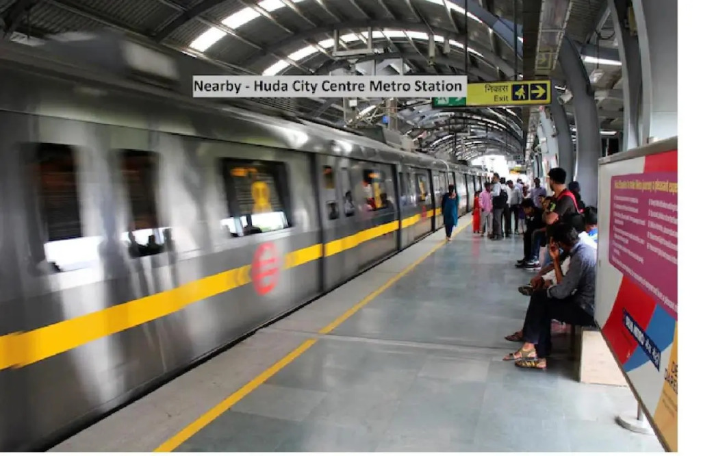 NUAB House - Near Fortis, MAX, MEDANTA, Paras Hospitals and HUDA Metro