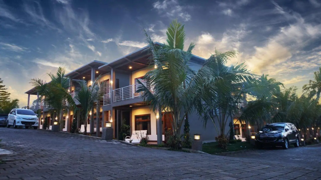 Grand Harvest Resort & Villas