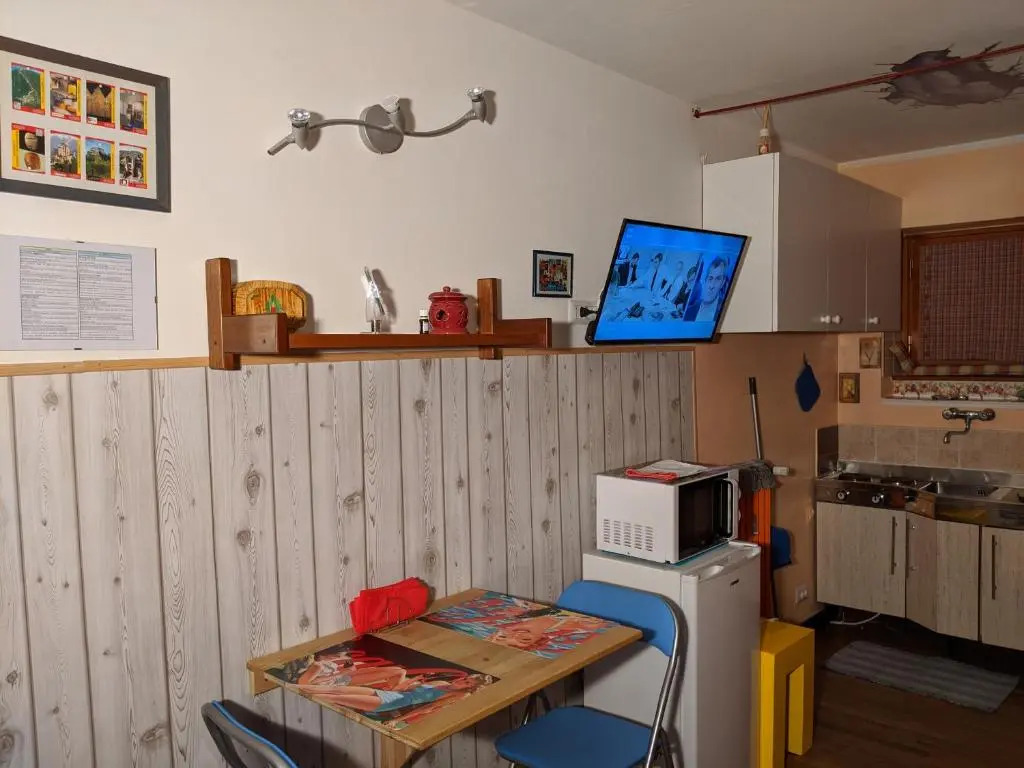 Tiny house