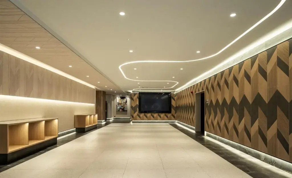 Отель ILUNION Atrium
