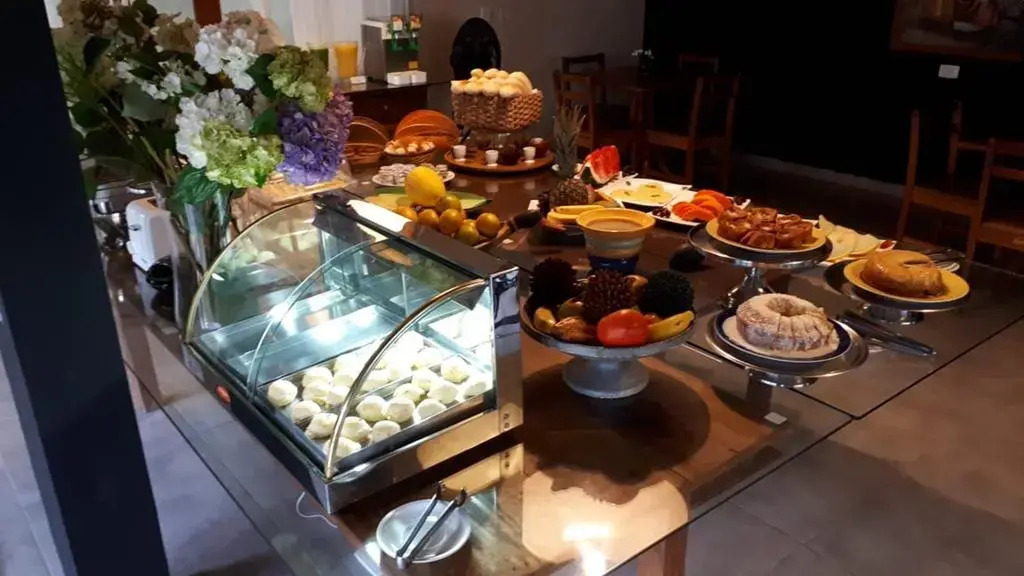 Hiu Hotel