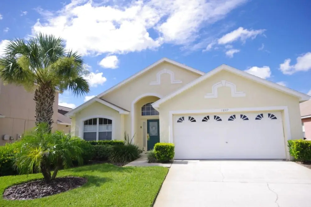 Indian Ridge Oaks Three-bedroom