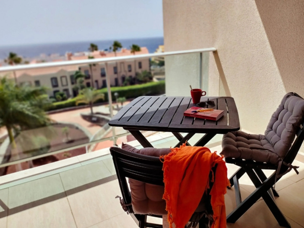 Jessica s Hideaway Amarilla Golf Bliss