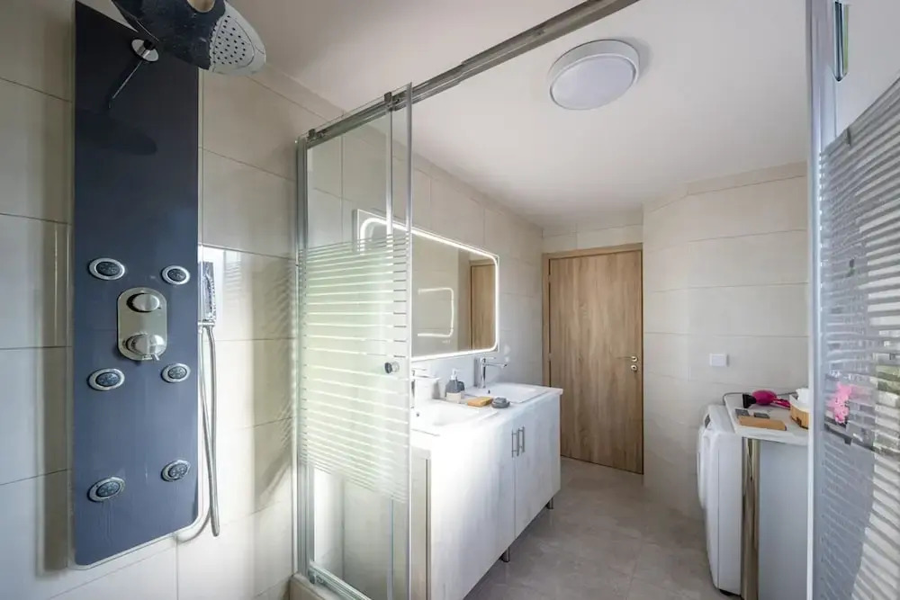 Giannas Panoramic Seaview Twin Villas with pool 2