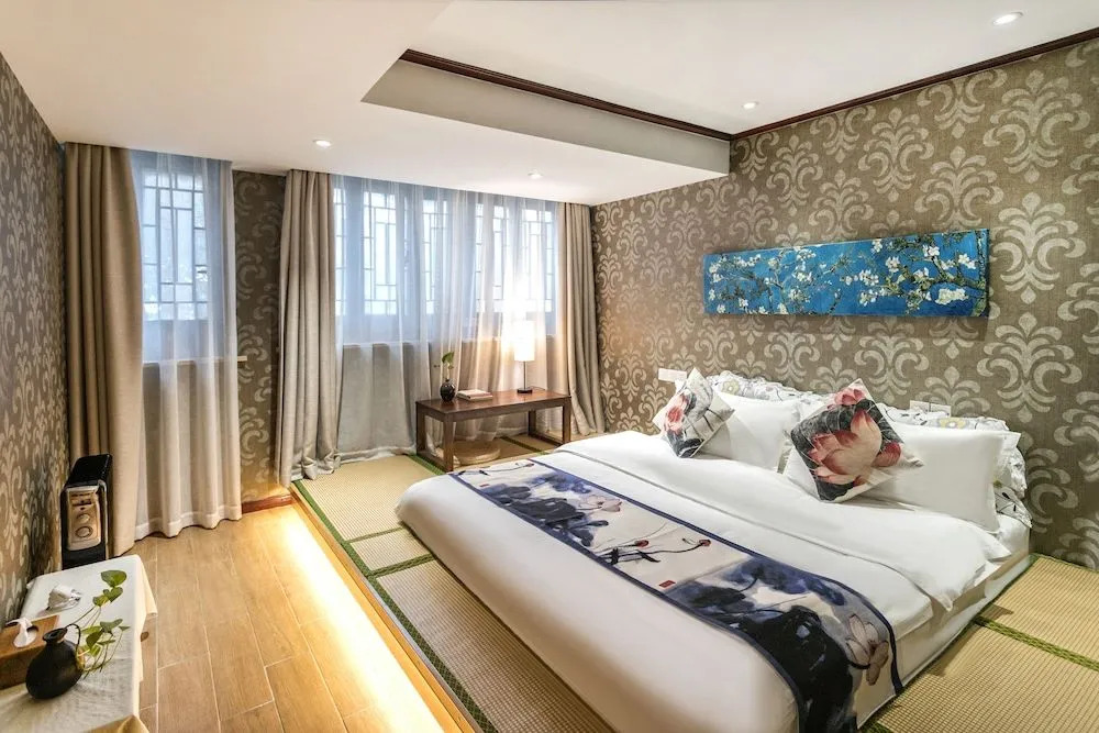 Suzhou Jade Snow Lodge