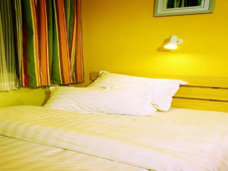 7Days Inn Guiyang Jiaxiu Building Branch
