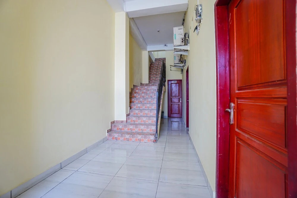 OYO 1914 Wisma Waraney