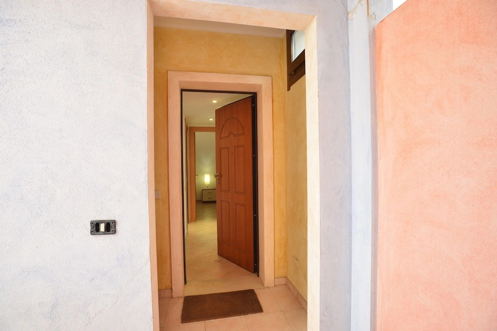 Izzhome Crispi