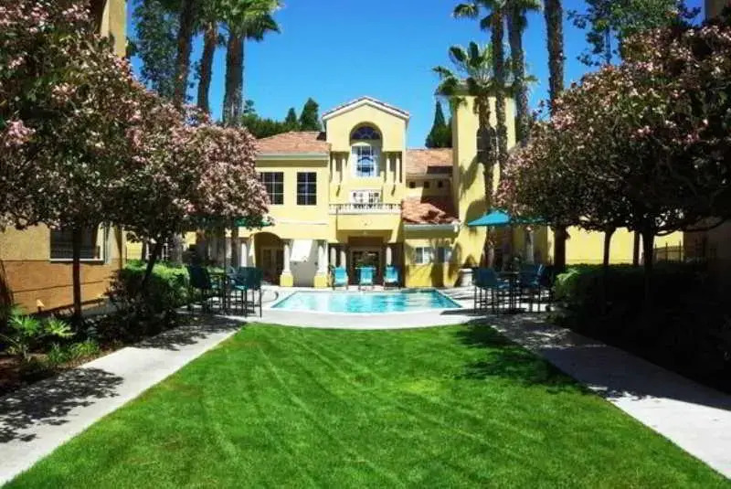 Sunshine Suites - La Jolla