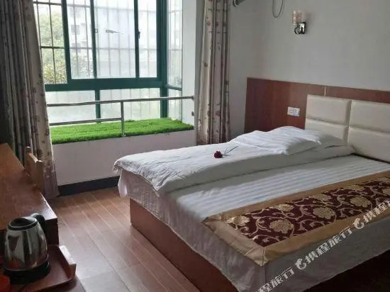 Junyi Hotel (Huangshan Tunxi Old Street)