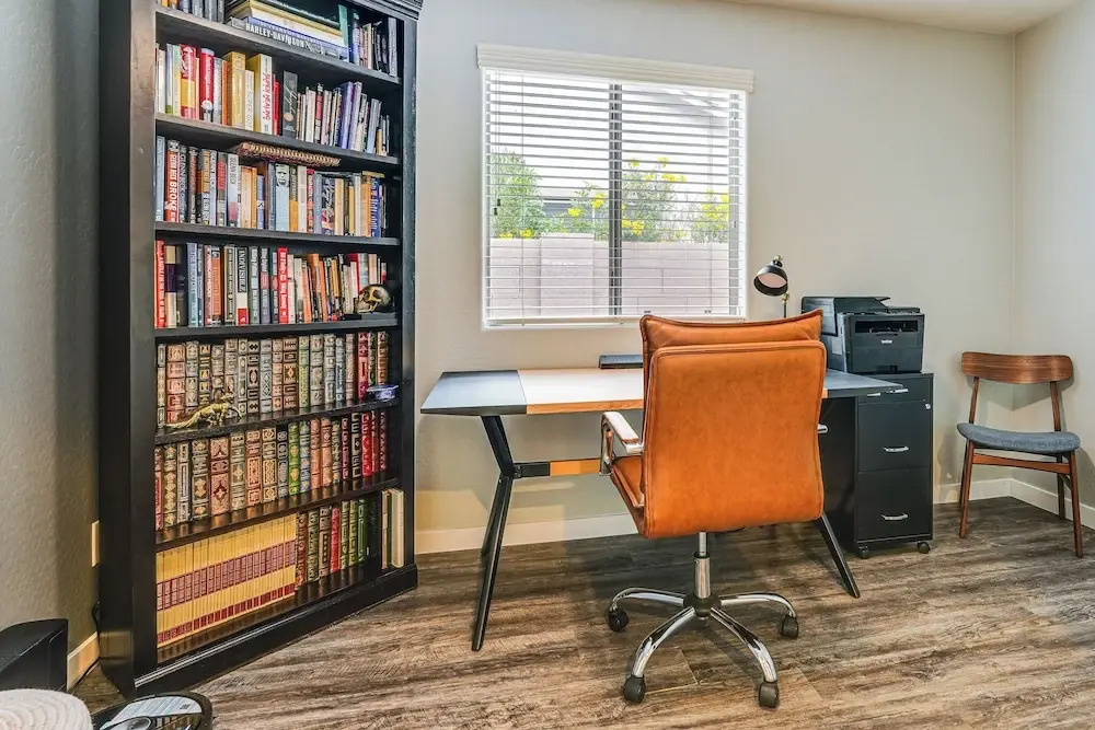 Pool Access! Suburban Home 11 Mi to Dtwn Gilbert