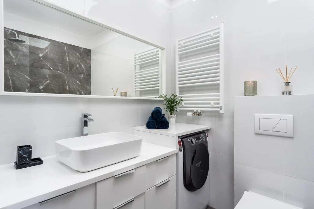 Bright and sunny 4 rooms apartment