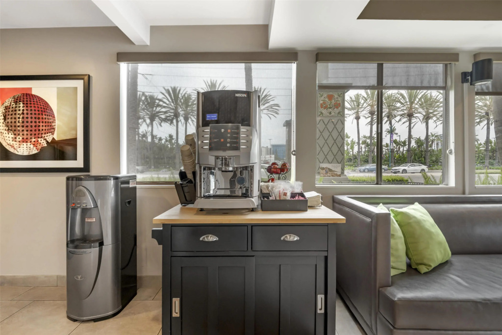 Best Western Plus Pavilions