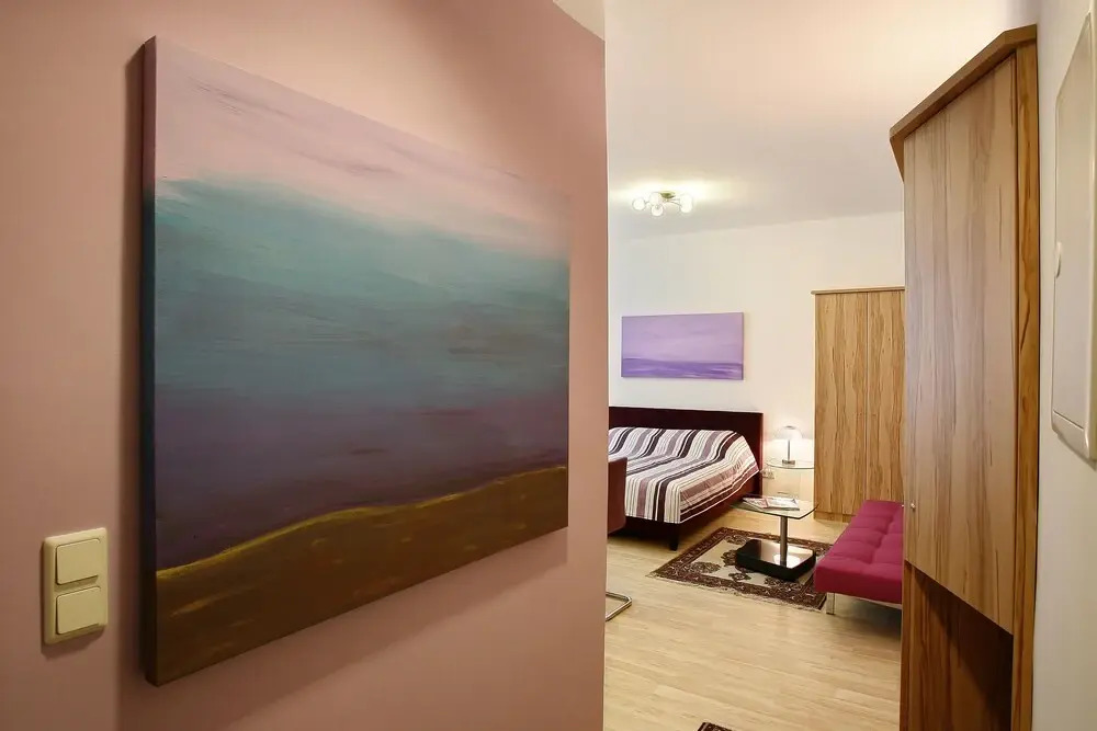 The Vienna Stay by Radiant