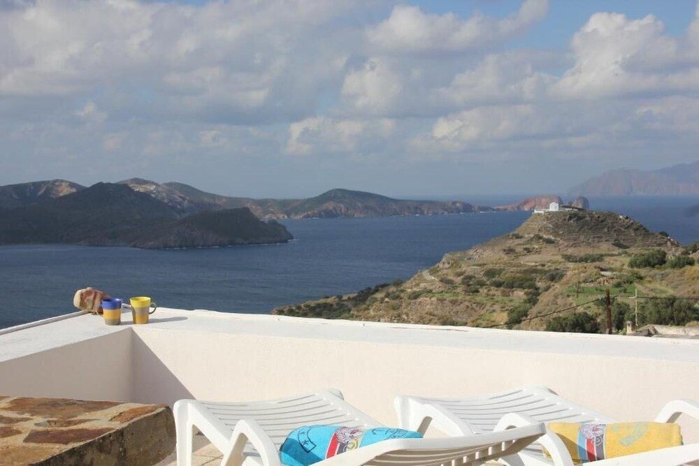 Efis Apartments