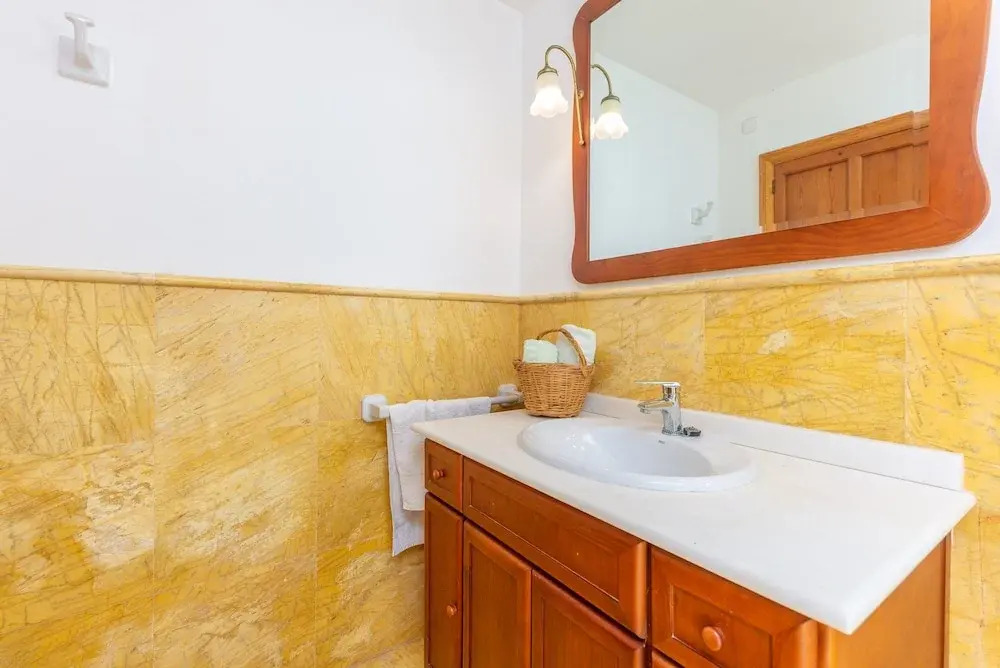 Can Mir in Mallorca With 4 Bedrooms and 3 Bathrooms