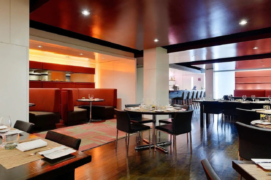 Arc The Hotel